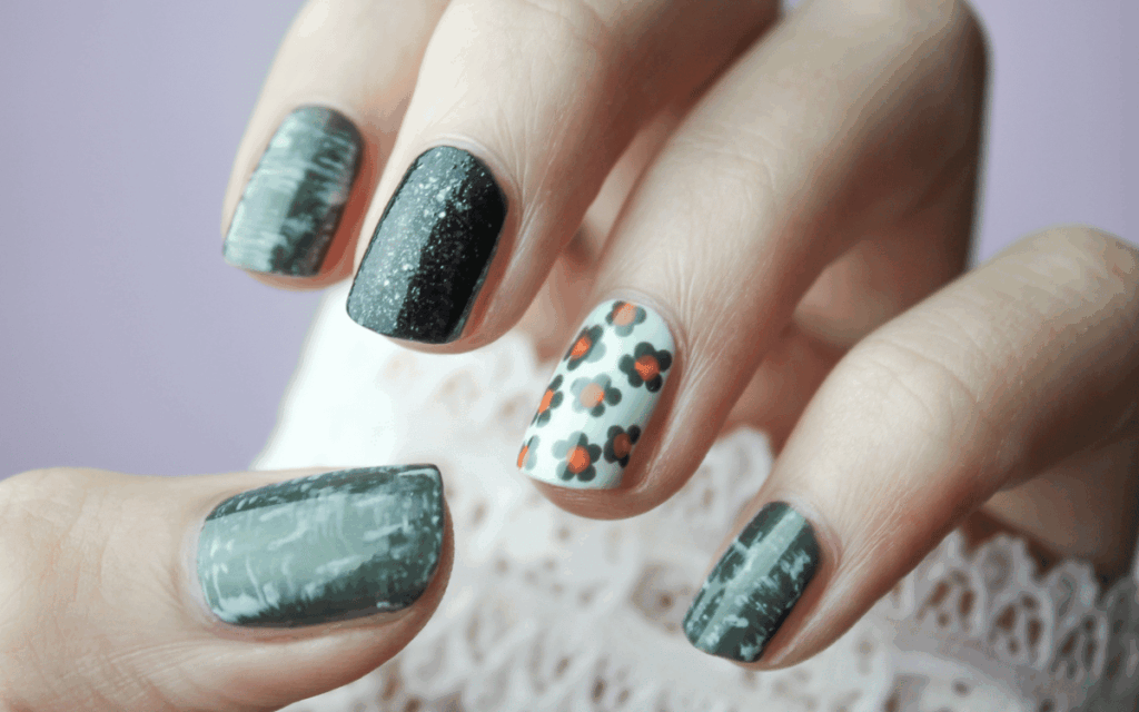 Uñas acrílicas profesionales con diseño elegante