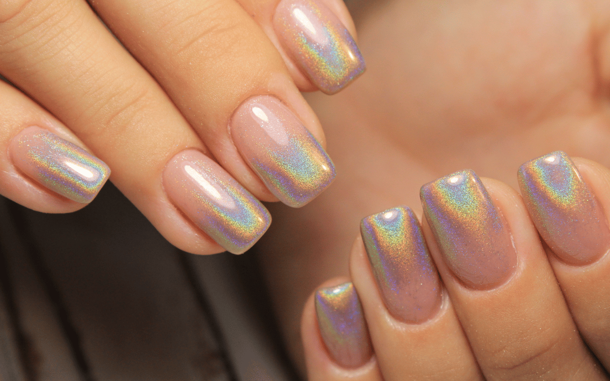Uñas acrílicas largas con decoración nail art